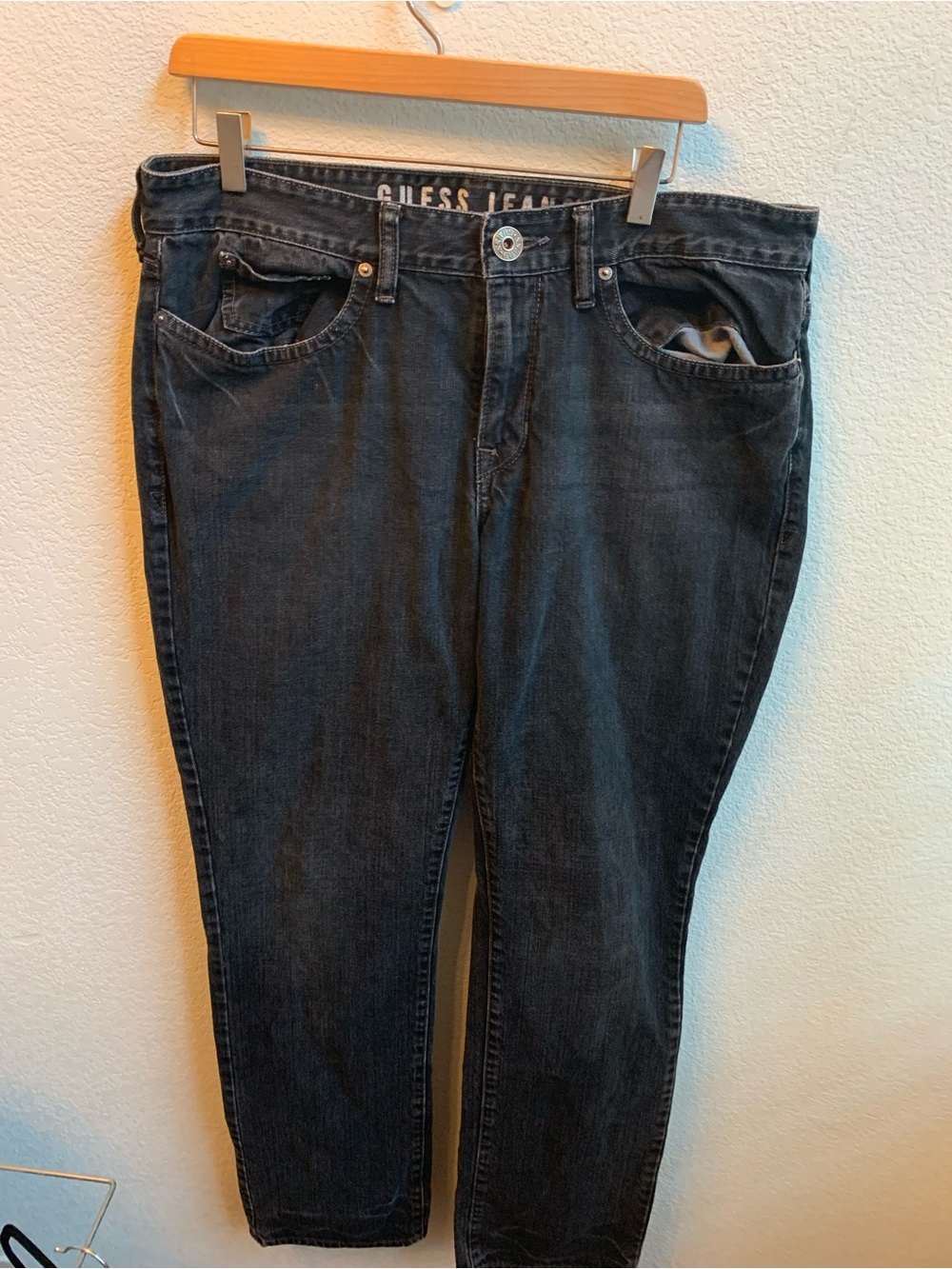 GUESS Men’s Jeans in Washed Black